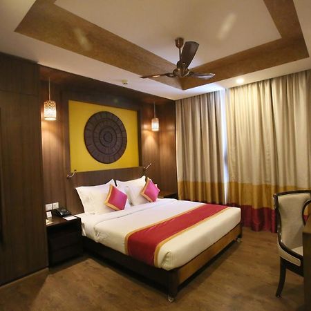 Vivin Luxury Suites トリバンドラム エクステリア 写真