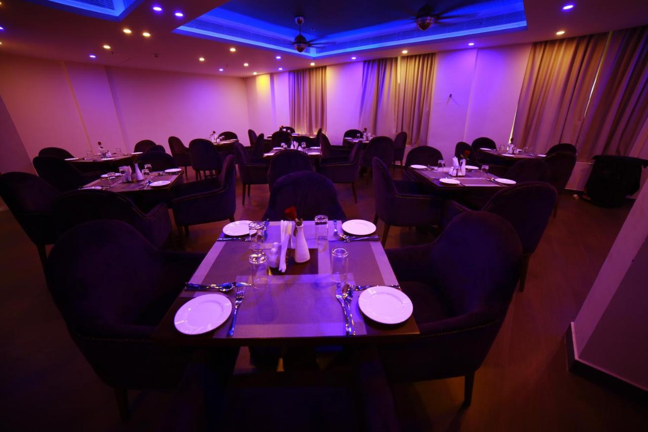 Vivin Luxury Suites トリバンドラム エクステリア 写真